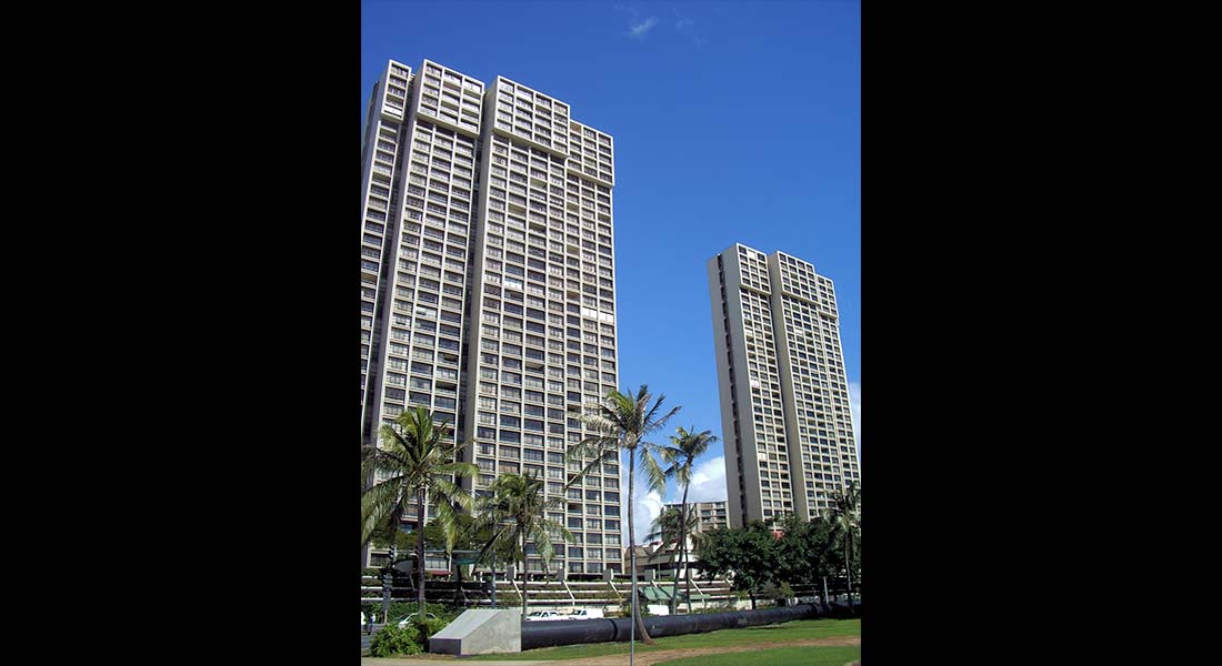 yacht_harbor_towers1