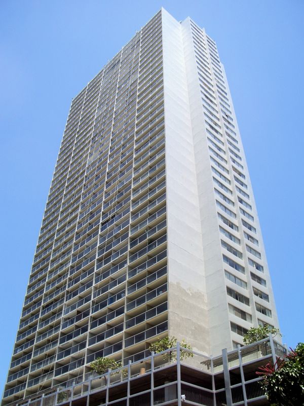 Island-Colony-exteior Exterior of Island Colony