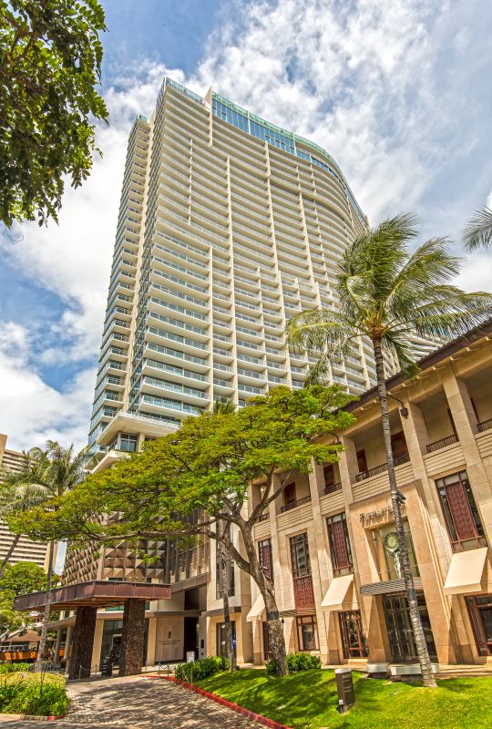 Ritz-Carlton-Exteior-of-building-18-05 Exterior of The Ritz-Carlton Residences Waikiki