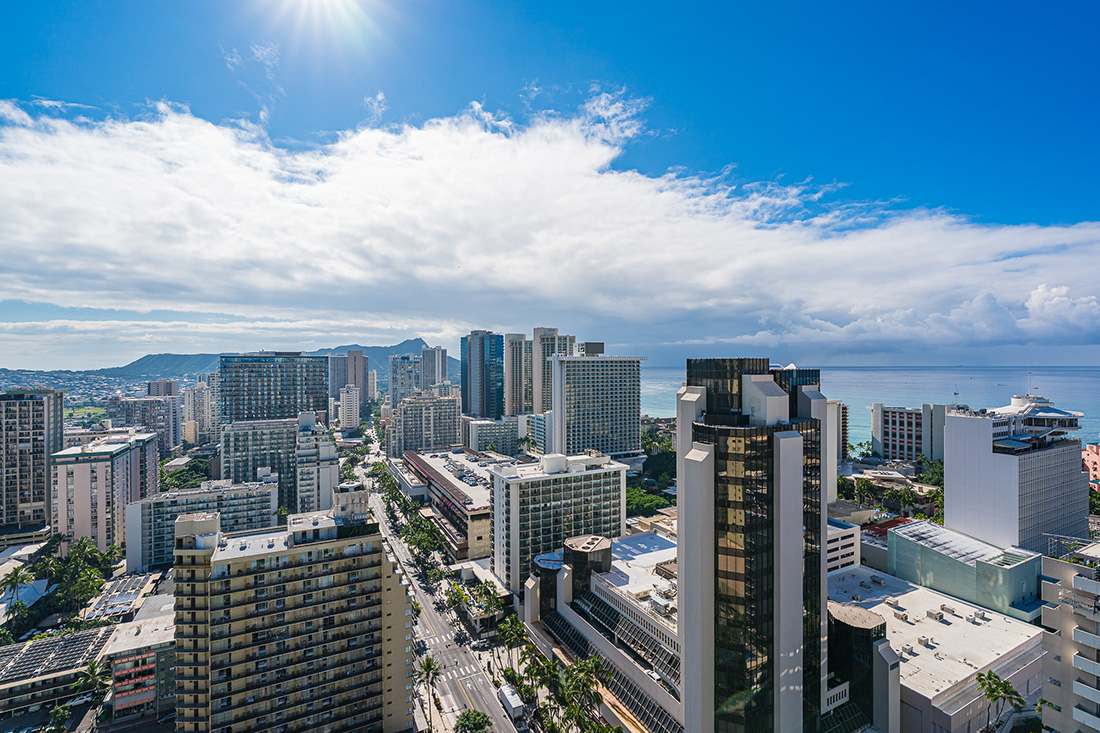 ロイヤルクヒオ #3007号室が売りに出ました！